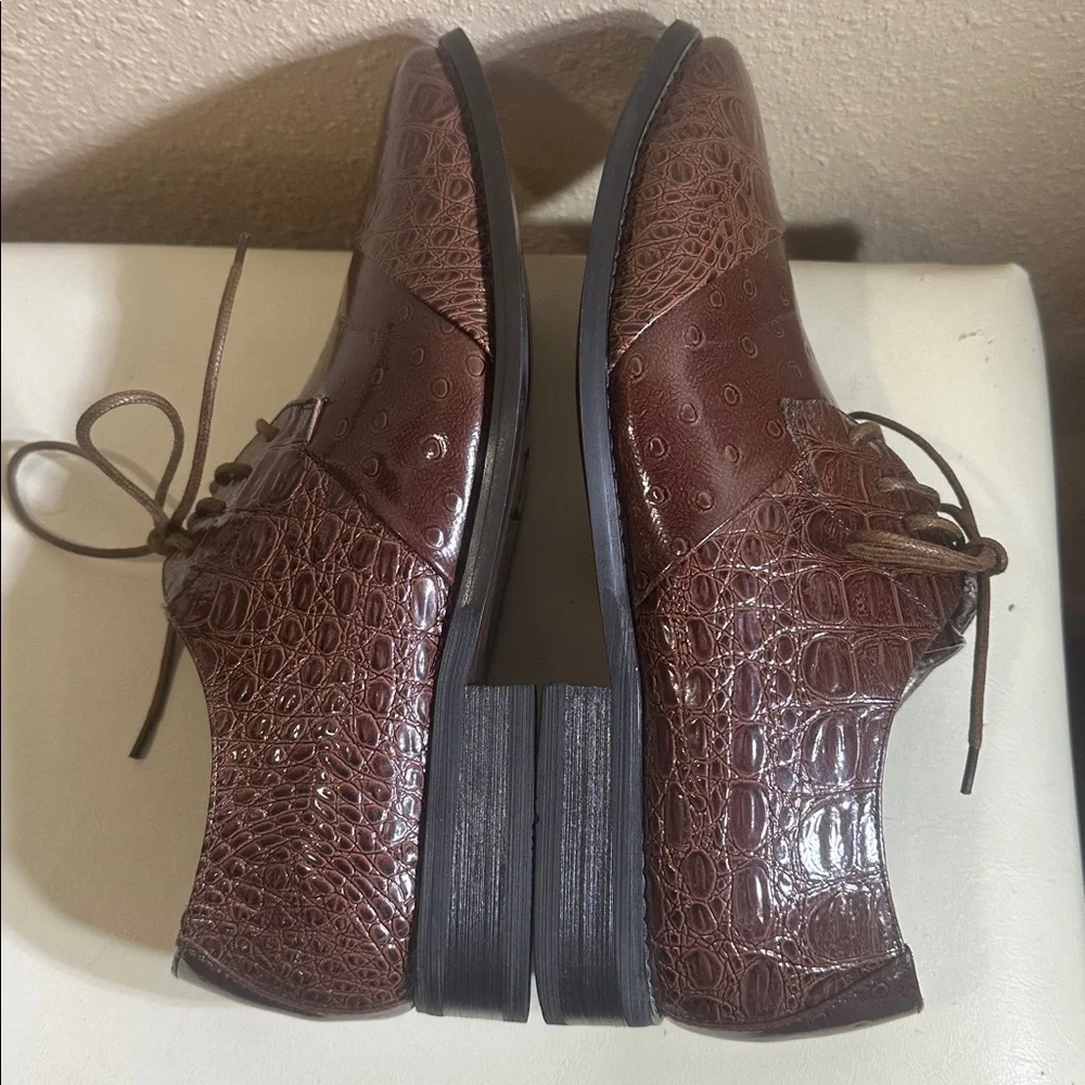 Viotti Oxfords Size 8 1/2